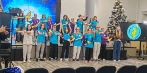 photo_5352978652414544749_y