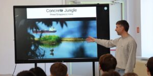 photo_5465438363855818599_y